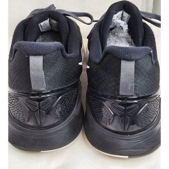 Nike Mamba Focus Black / White AT1214-001 Men's size 15 US Kobe Bryant - Picture 4 of 9